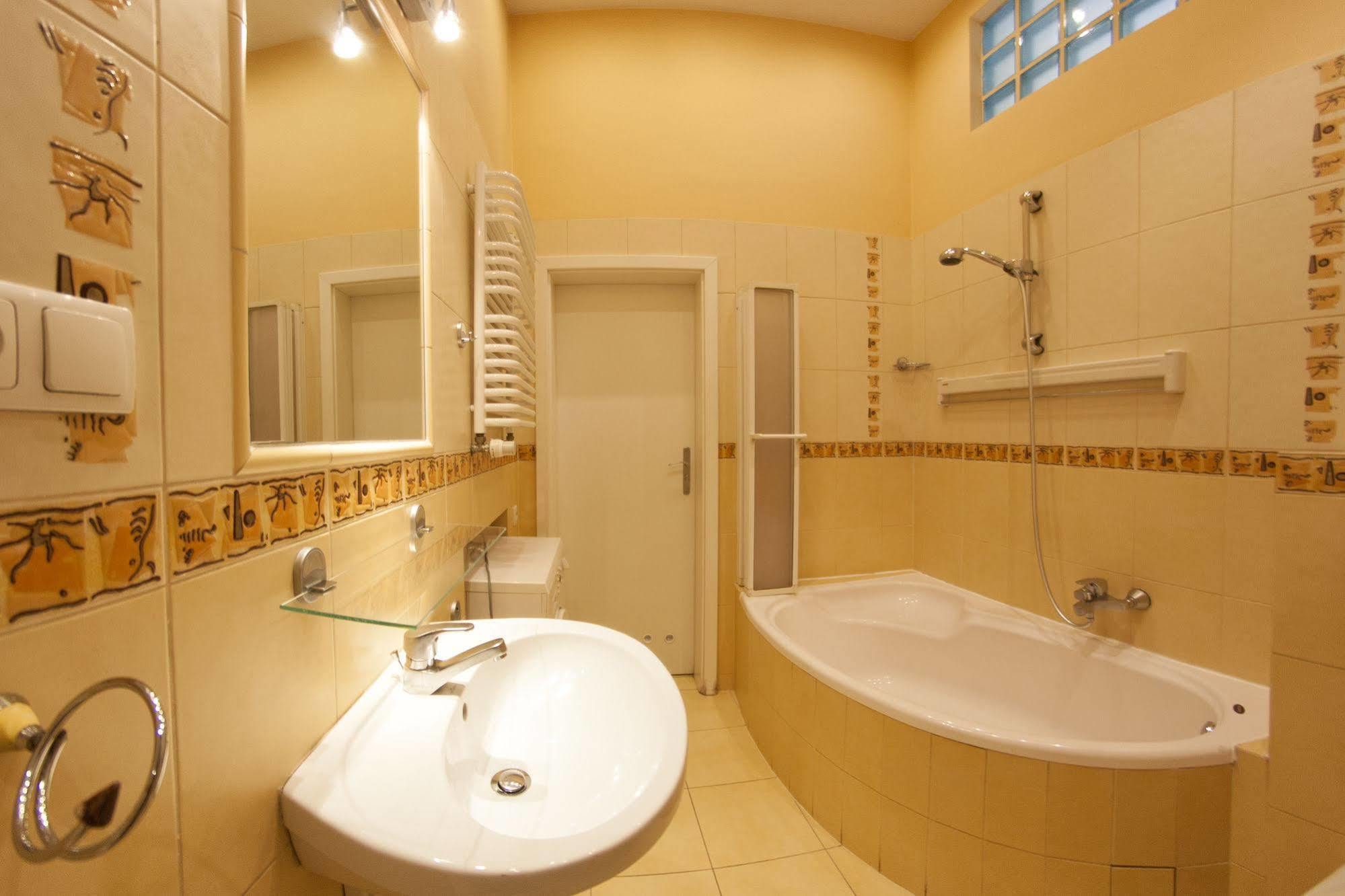 Nocny Krakow B&B Eksteriør billede