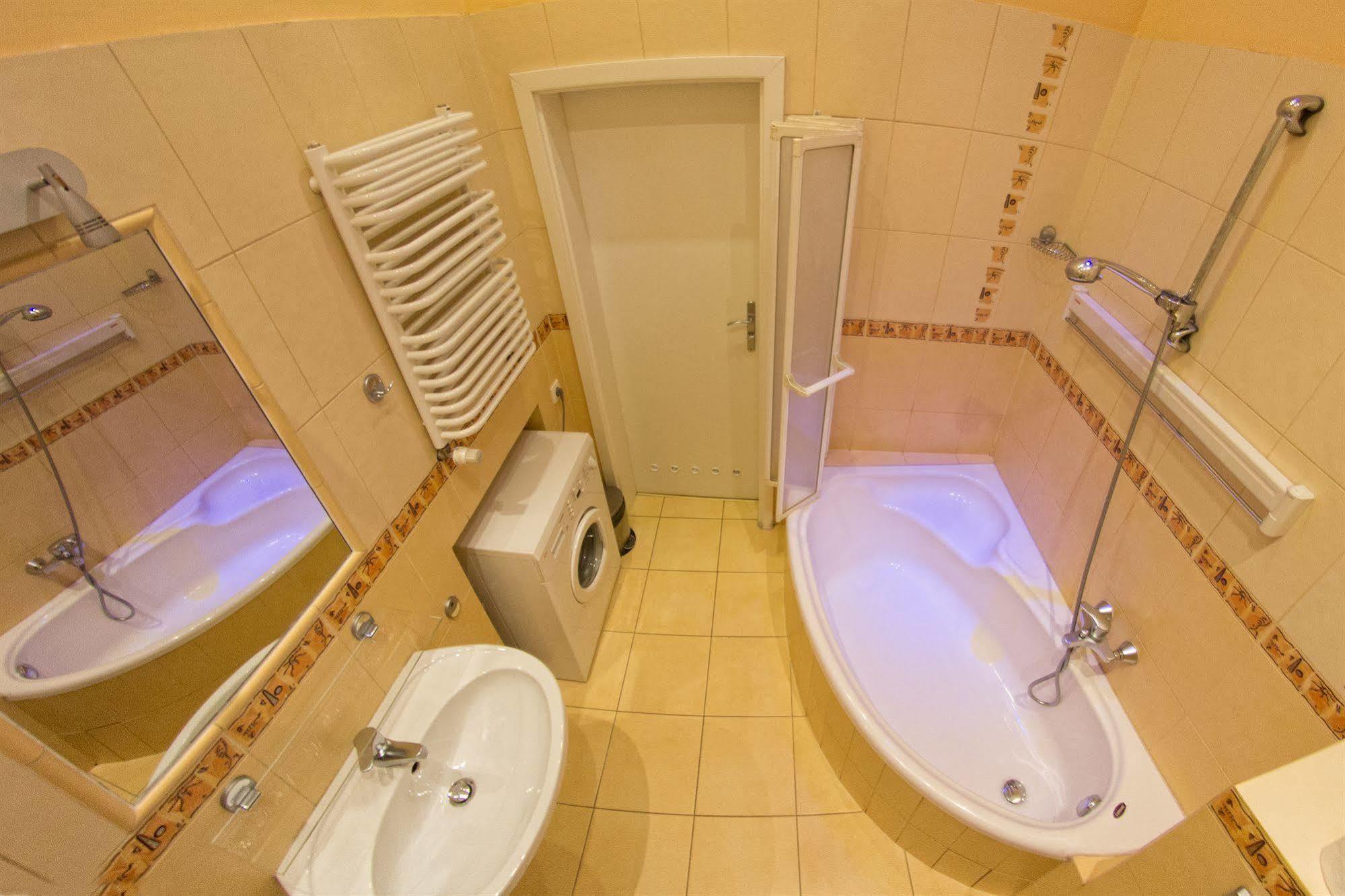 Nocny Krakow B&B Eksteriør billede